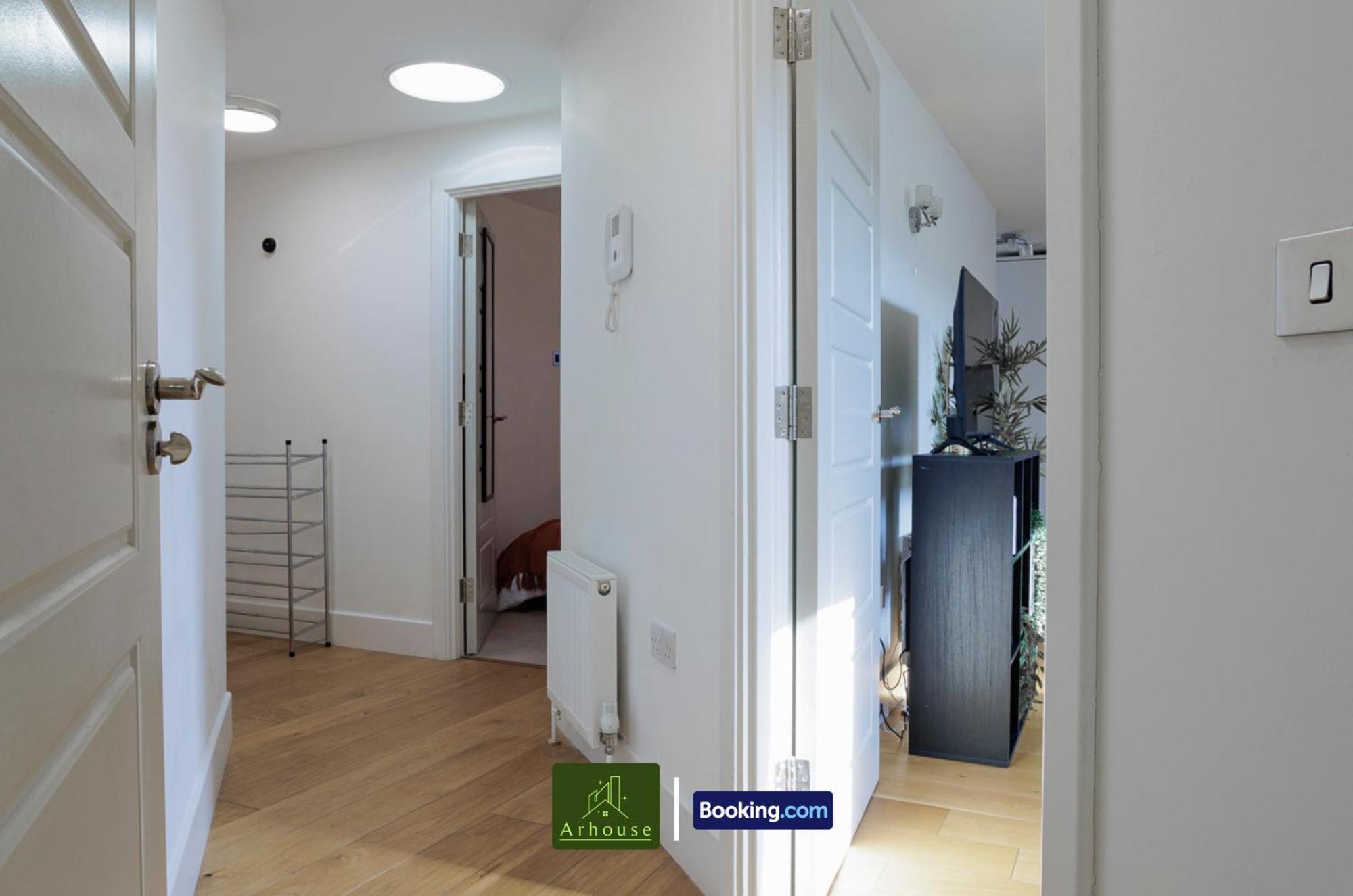 One Bedroom By Arhouse Short Lets & Serviced Kingston With Free Wifi Kingston upon Thames (Greater London)